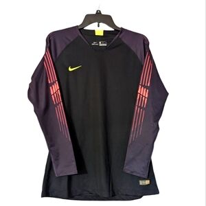 NWT Nike Goalkeeper Black Long Sleeve Soccer Jersey size L